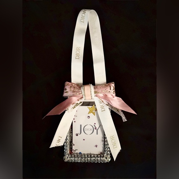 Dior Other - DIOR beauty playing card / ornament 6♦️